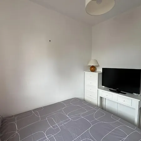 Modern With Direct Access Cabourg