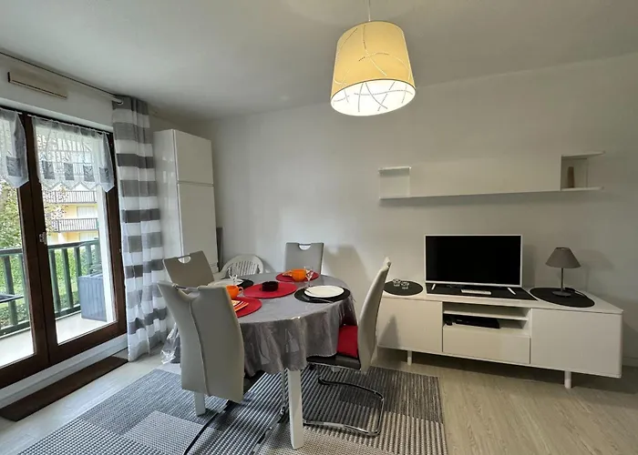 Апартаменты Modern With Direct Access *